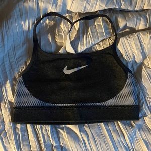 nike sports bra